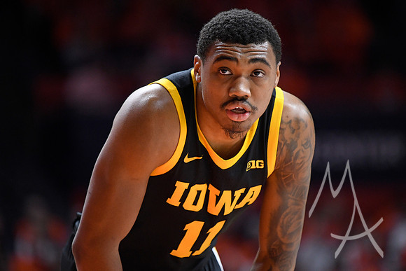 COLLEGE BASKETBALL: FEB 24 Iowa at Illinois
