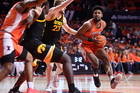 COLLEGE BASKETBALL: FEB 24 Iowa at Illinois