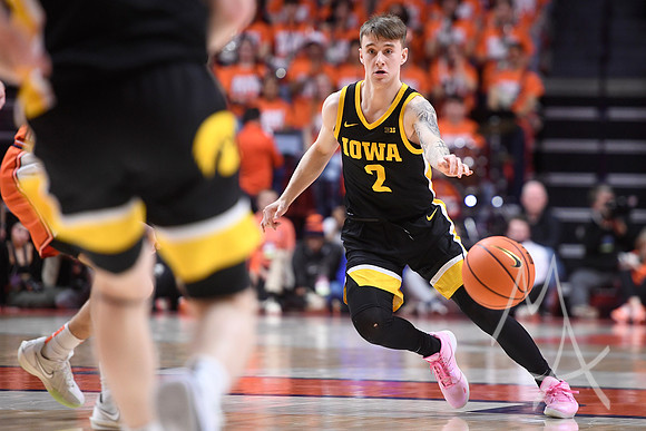 COLLEGE BASKETBALL: FEB 24 Iowa at Illinois