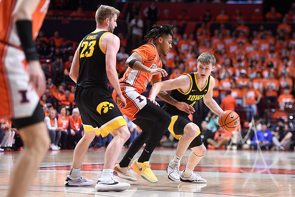 COLLEGE BASKETBALL: FEB 24 Iowa at Illinois