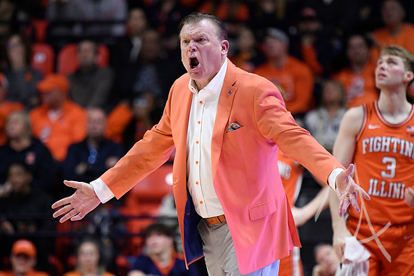 COLLEGE BASKETBALL: FEB 24 Iowa at Illinois