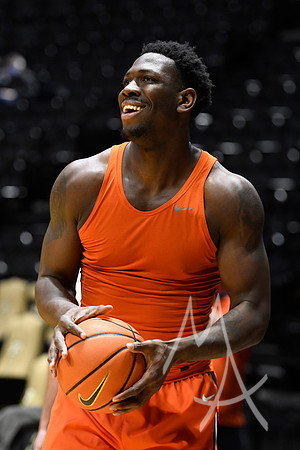 COLLEGE BASKETBALL: FEB 08 Illinois at Purdue