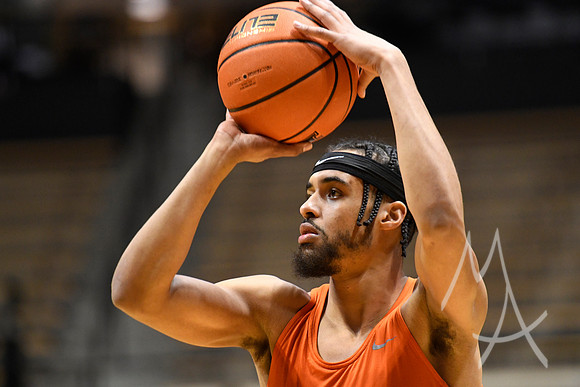 COLLEGE BASKETBALL: FEB 08 Illinois at Purdue