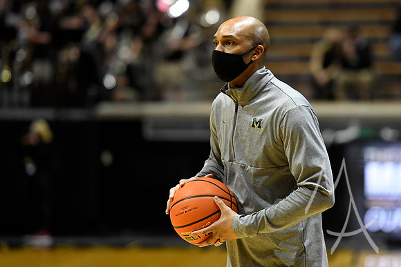 COLLEGE BASKETBALL: FEB 05 Michigan at Purdue