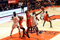 COLLEGE BASKETBALL: JAN 10 Maryland at Illinois