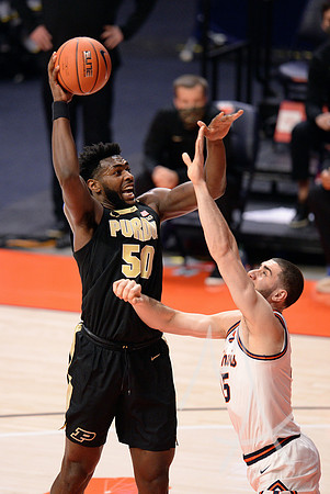 COLLEGE BASKETBALL: JAN 02 Purdue at Illinois