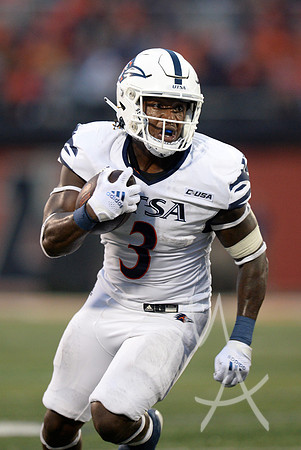 COLLEGE FOOTBALL: SEP 04 UTSA at Illinois
