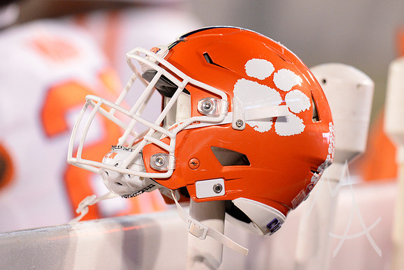 COLLEGE FOOTBALL: NOV 06 Clemson at Louisville
