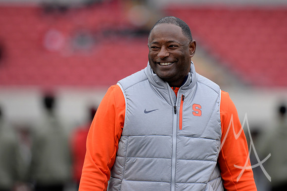 COLLEGE FOOTBALL: NOV 13 Syracuse at Louisville