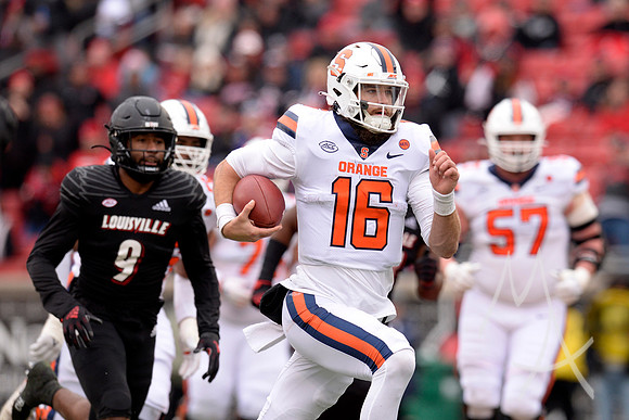 COLLEGE FOOTBALL: NOV 13 Syracuse at Louisville