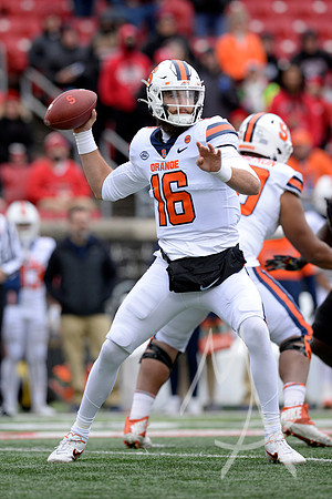 COLLEGE FOOTBALL: NOV 13 Syracuse at Louisville