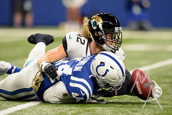 NFL: NOV 14 Jaguars at Colts