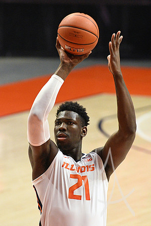 COLLEGE BASKETBALL: DEC 15 Minnesota at Illinois
