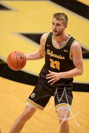 COLLEGE BASKETBALL: DEC 04 Valparaiso at Purdue