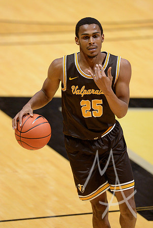 COLLEGE BASKETBALL: DEC 04 Valparaiso at Purdue