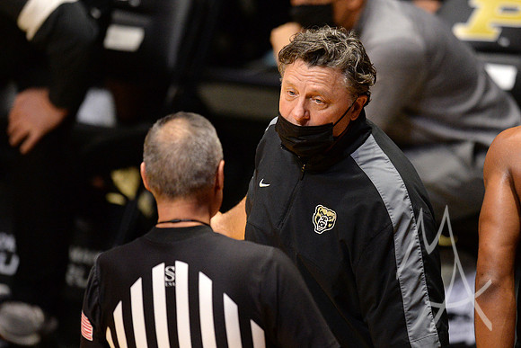 COLLEGE BASKETBALL: DEC 01 Oakland at Purdue