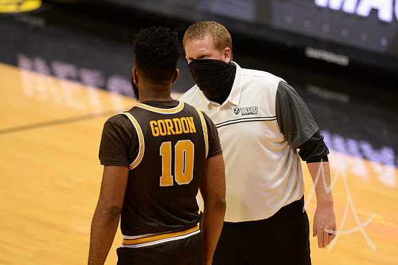 COLLEGE BASKETBALL: DEC 04 Valparaiso at Purdue