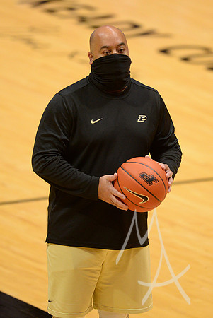 COLLEGE BASKETBALL: DEC 04 Valparaiso at Purdue