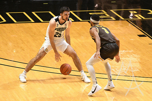 COLLEGE BASKETBALL: DEC 04 Valparaiso at Purdue