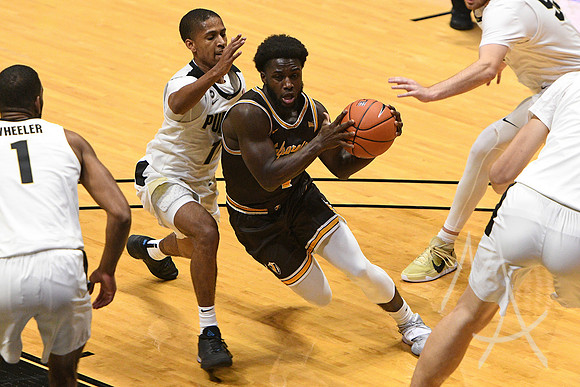 COLLEGE BASKETBALL: DEC 04 Valparaiso at Purdue