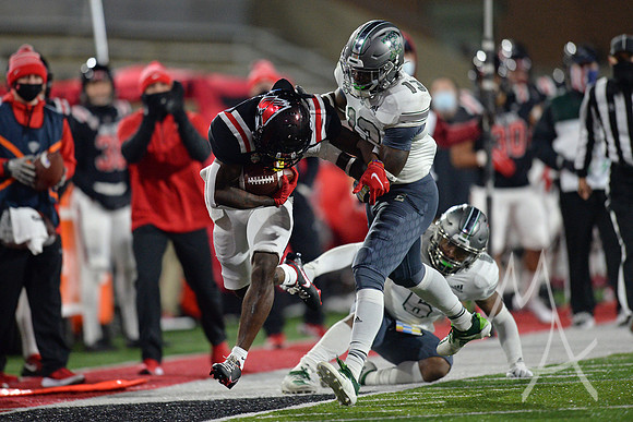 COLLEGE FOOTBALL: NOV 11 Eastern Michigan at Ball State