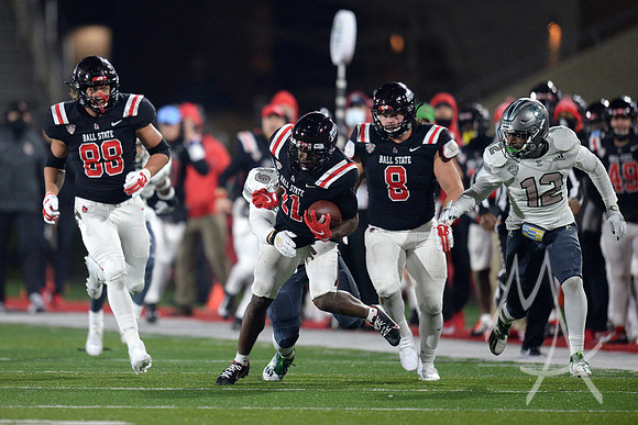 COLLEGE FOOTBALL: NOV 11 Eastern Michigan at Ball State