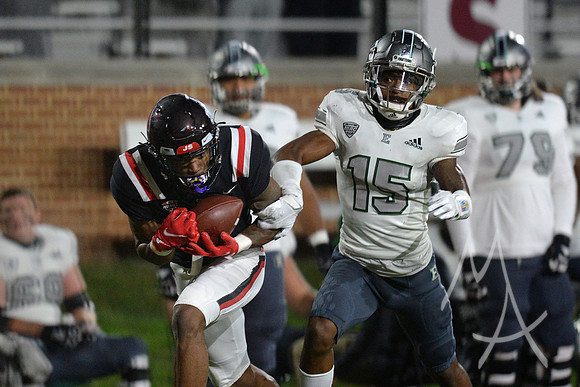 COLLEGE FOOTBALL: NOV 11 Eastern Michigan at Ball State