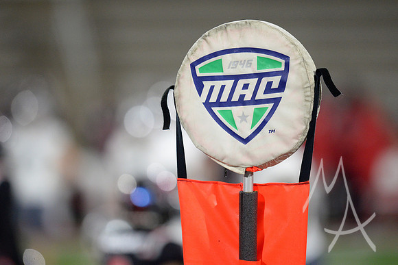 COLLEGE FOOTBALL: NOV 11 Eastern Michigan at Ball State