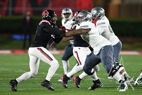 COLLEGE FOOTBALL: NOV 11 Eastern Michigan at Ball State