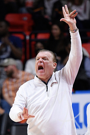 COLLEGE BASKETBALL: FEB 28 Minnesota at Illinois