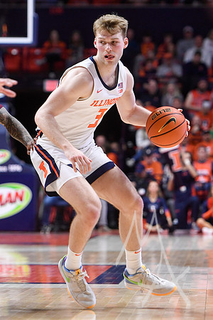 COLLEGE BASKETBALL: FEB 28 Minnesota at Illinois