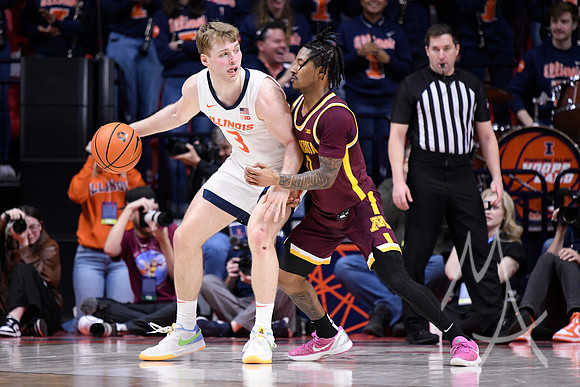 COLLEGE BASKETBALL: FEB 28 Minnesota at Illinois