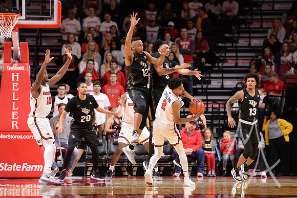 COLLEGE BASKETBALL: NOV 17 UCF at Illinois State