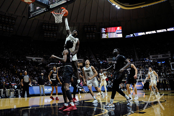 COLLEGE BASKETBALL: NOV 26 Omaha at Purdue