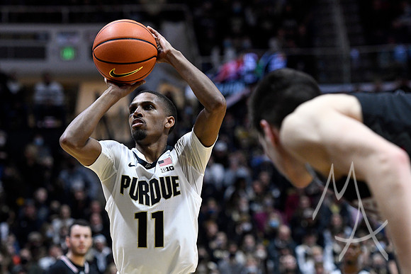 COLLEGE BASKETBALL: NOV 26 Omaha at Purdue