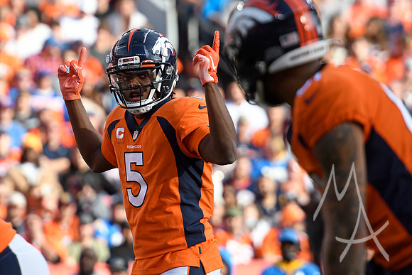 NFL: NOV 28 Chargers at Broncos