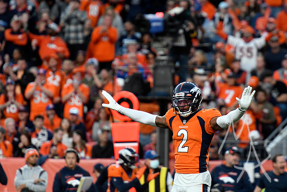 NFL: NOV 28 Chargers at Broncos