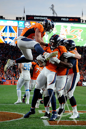 NFL: NOV 28 Chargers at Broncos