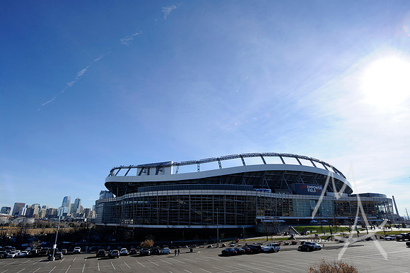 NFL: NOV 28 Chargers at Broncos