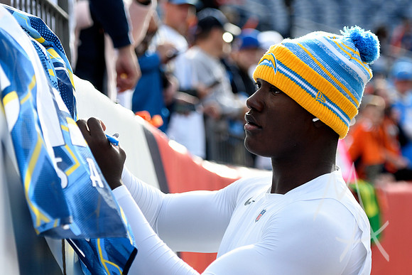 NFL: NOV 28 Chargers at Broncos
