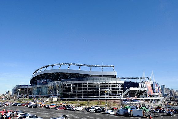 NFL: NOV 28 Chargers at Broncos