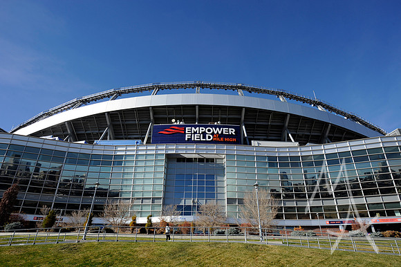 NFL: NOV 28 Chargers at Broncos