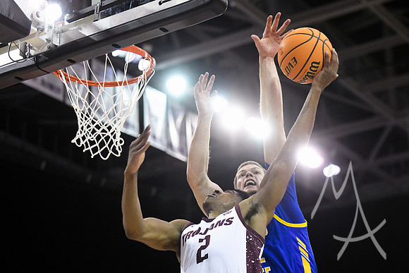 COLLEGE BASKETBALL: MAR 09 OVC Championship - Little Rock vs Morehead State