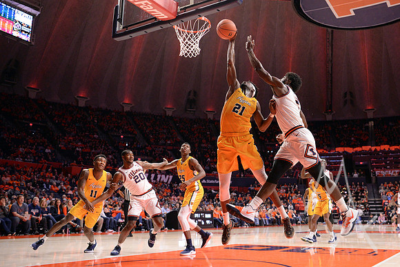 COLLEGE BASKETBALL: DEC 29 North Carolina A&T at Illinois