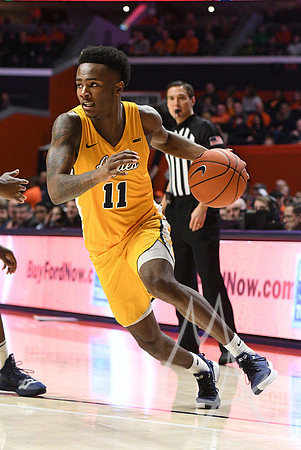 COLLEGE BASKETBALL: DEC 29 North Carolina A&T at Illinois