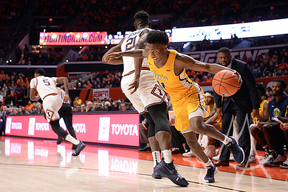 COLLEGE BASKETBALL: DEC 29 North Carolina A&T at Illinois