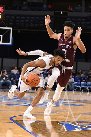 COLLEGE BASKETBALL: DEC 30 Southern Illinois at Indiana State