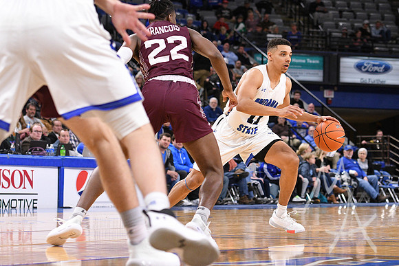 COLLEGE BASKETBALL: DEC 30 Southern Illinois at Indiana State