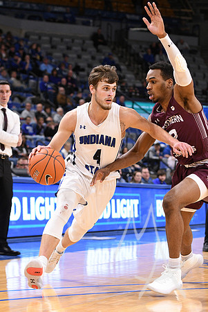 COLLEGE BASKETBALL: DEC 30 Southern Illinois at Indiana State