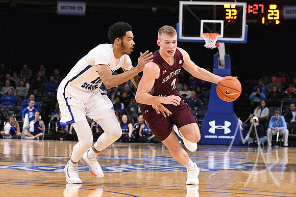 COLLEGE BASKETBALL: DEC 30 Southern Illinois at Indiana State